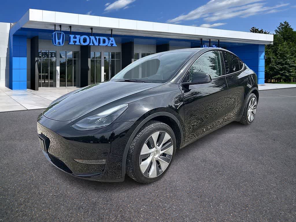 2023 Tesla Model Y Long Range Dual Motor All-Wheel Drive's photo