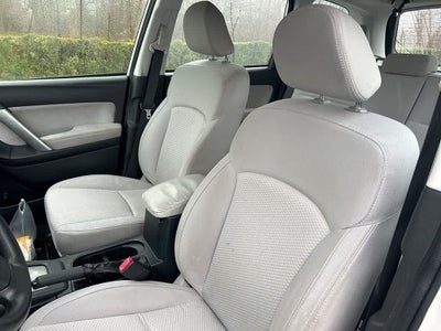 2015 Subaru Forester 2.5i