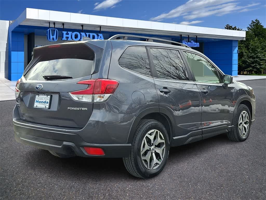 2022 Subaru Forester Premium