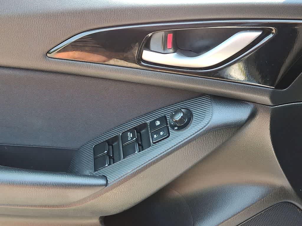 2016 Mazda Mazda3 i Touring
