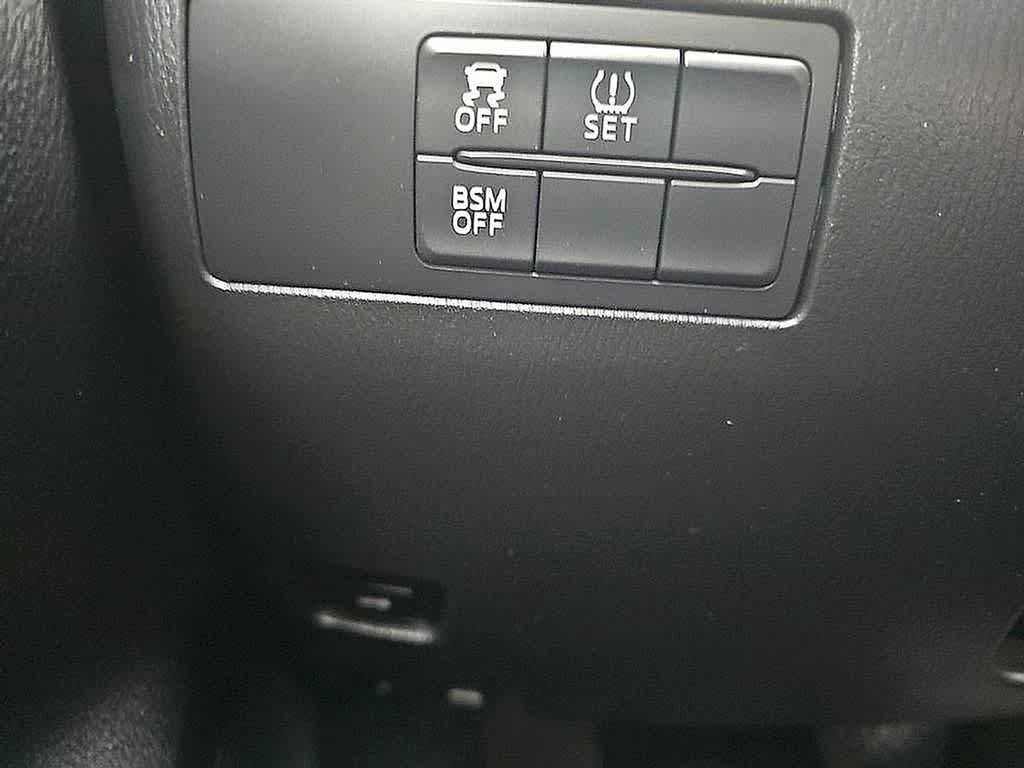 2016 Mazda Mazda3 i Touring
