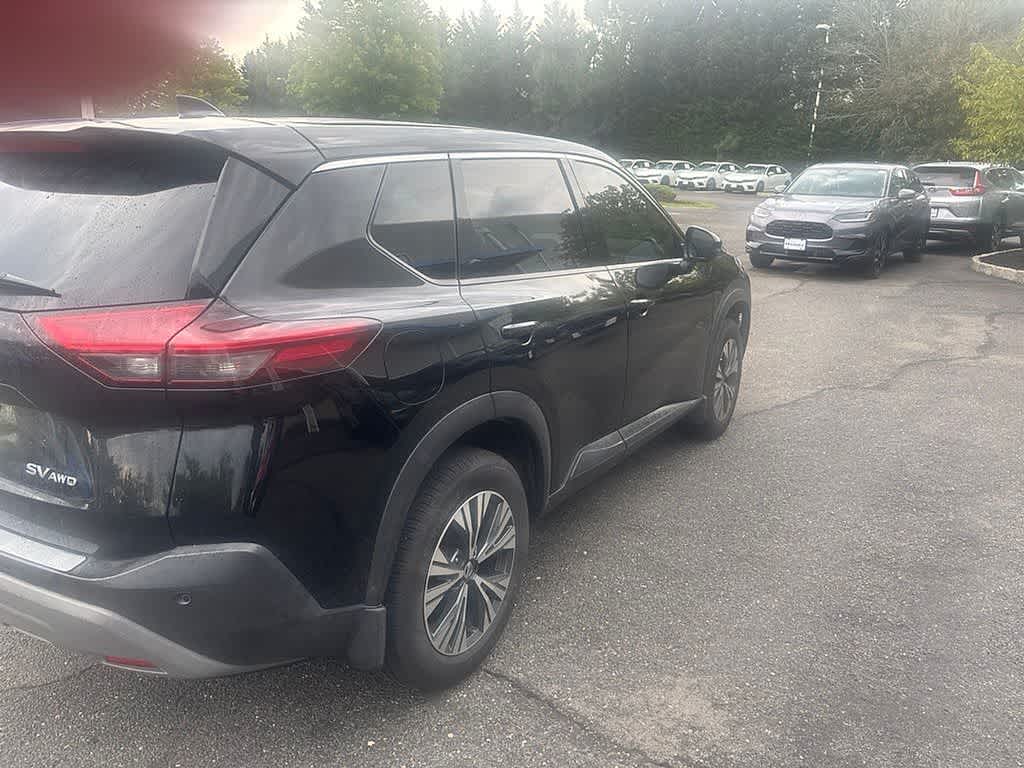 2021 Nissan Rogue SV