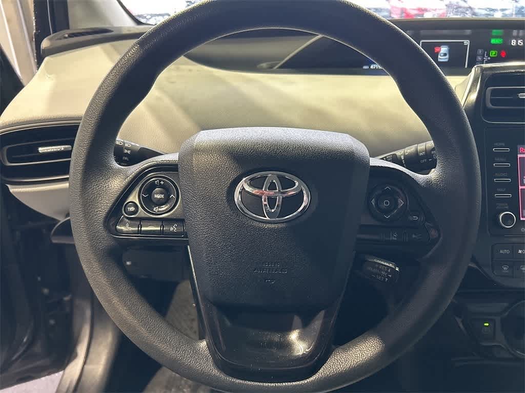2022 Toyota Prius LE