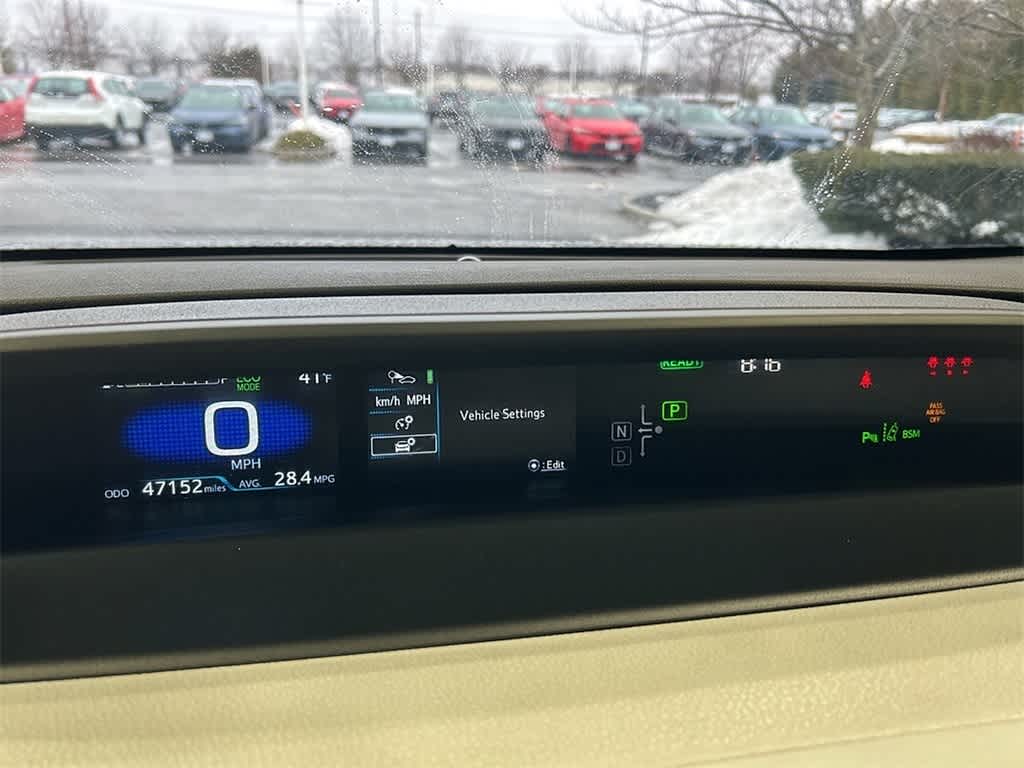 2022 Toyota Prius LE