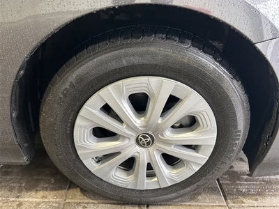 2022 Toyota Prius LE