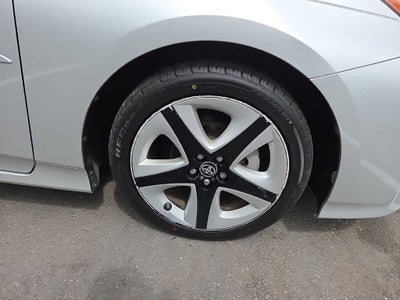 2016 Toyota Prius Four Touring