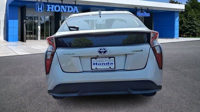 2016 Toyota Prius Four Touring