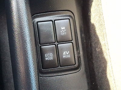 2016 Toyota Prius c Two