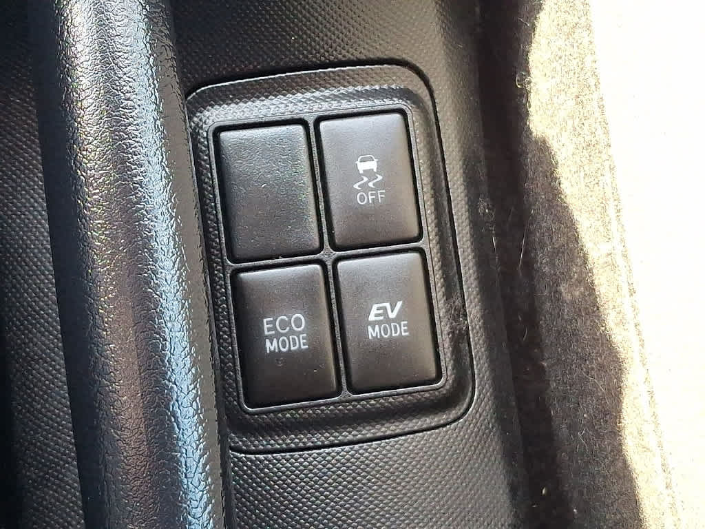 2016 Toyota Prius c Two