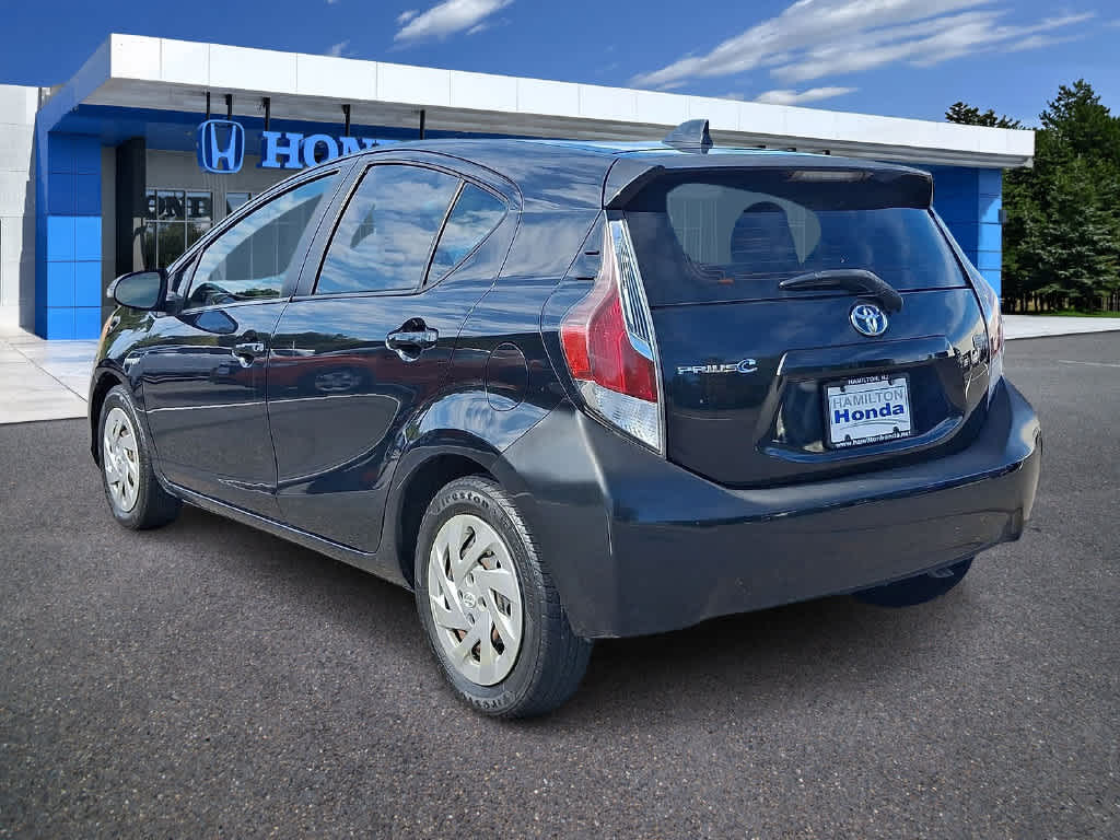 2016 Toyota Prius c Two