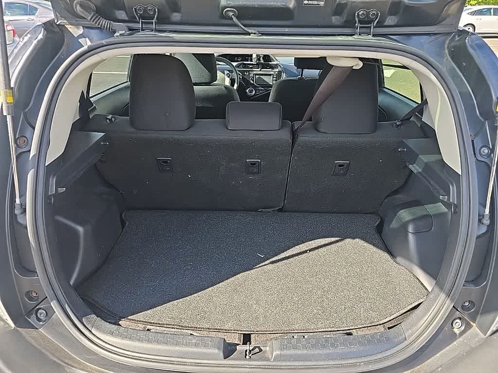 2016 Toyota Prius c Two