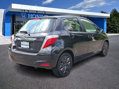 2013 Toyota Yaris LE