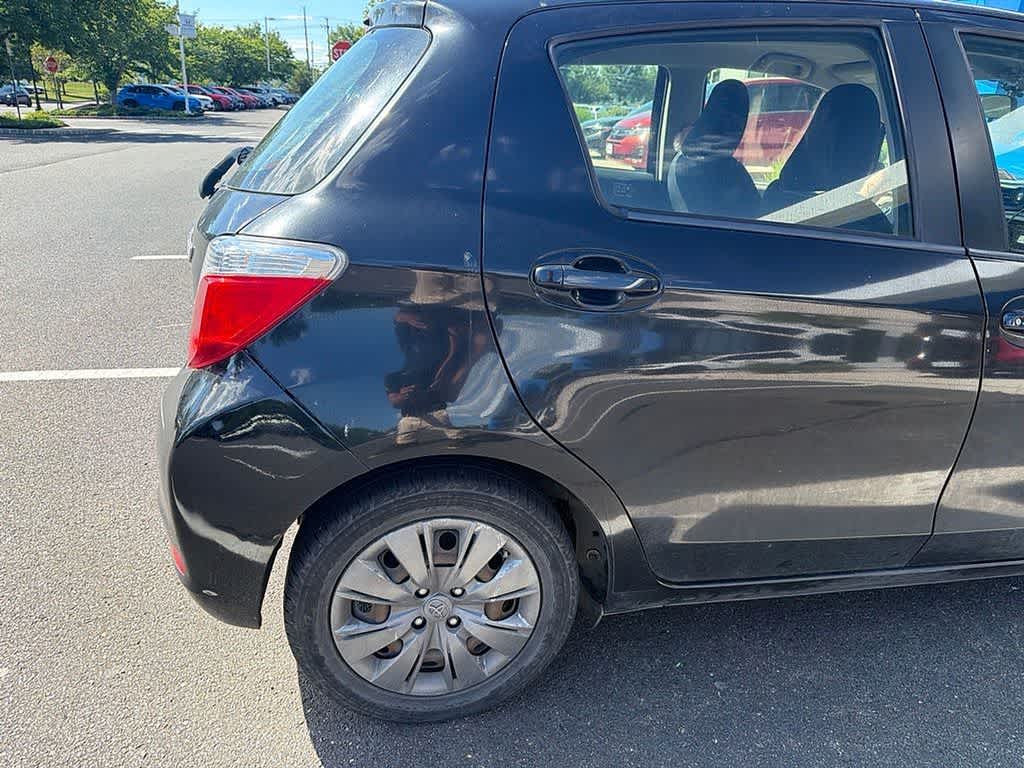 2013 Toyota Yaris LE