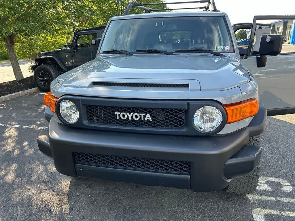 2013 Toyota FJ Cruiser Base