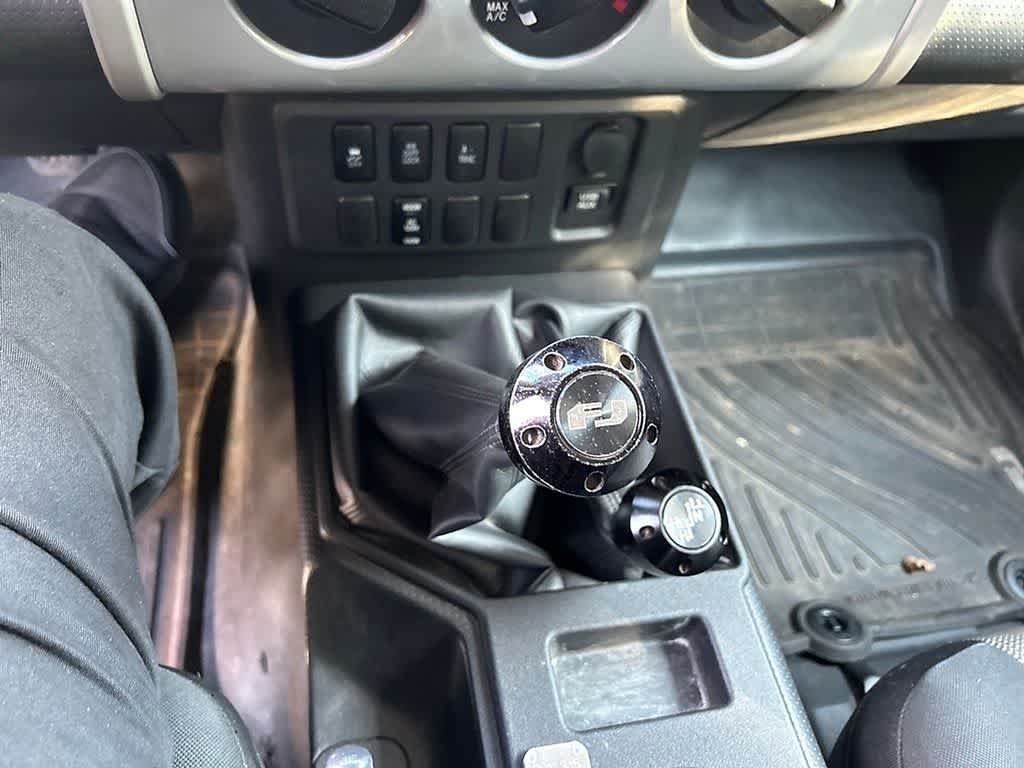 2013 Toyota FJ Cruiser Base