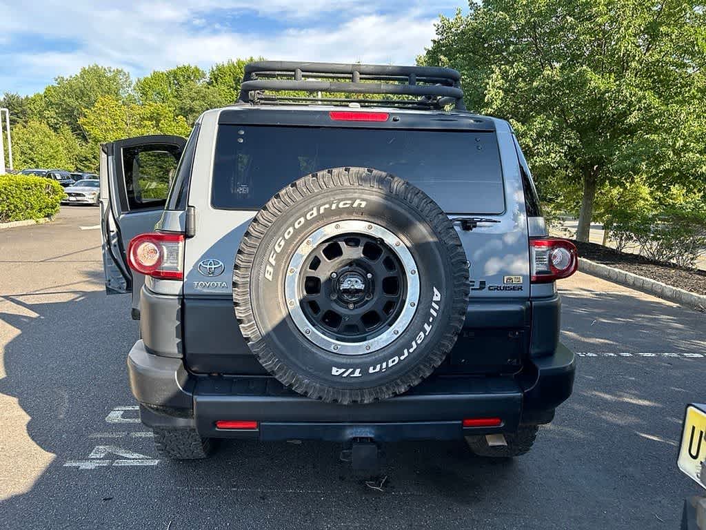 2013 Toyota FJ Cruiser Base