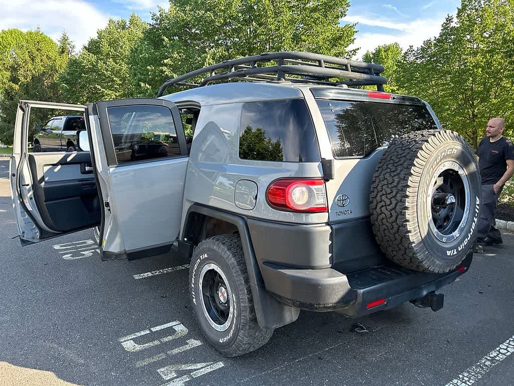 2013 Toyota FJ Cruiser Base