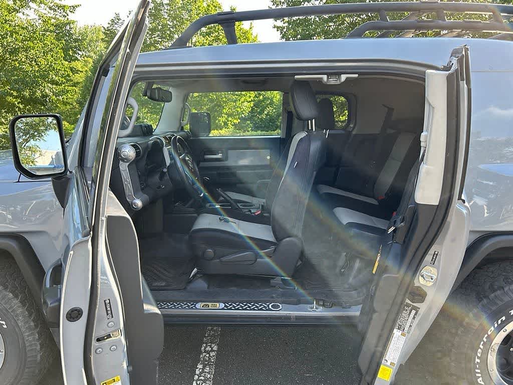 2013 Toyota FJ Cruiser Base