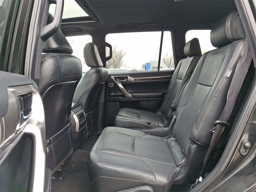 2023 Lexus GX Luxury