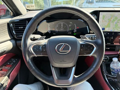 2024 Lexus NX 450h+ Luxury