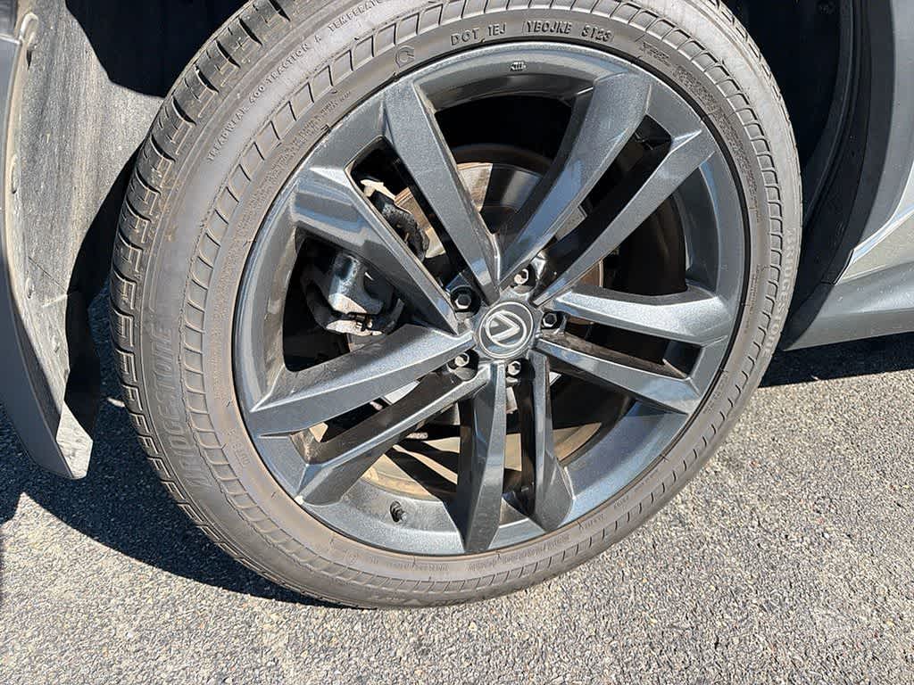 2024 Lexus NX 450h+ Luxury