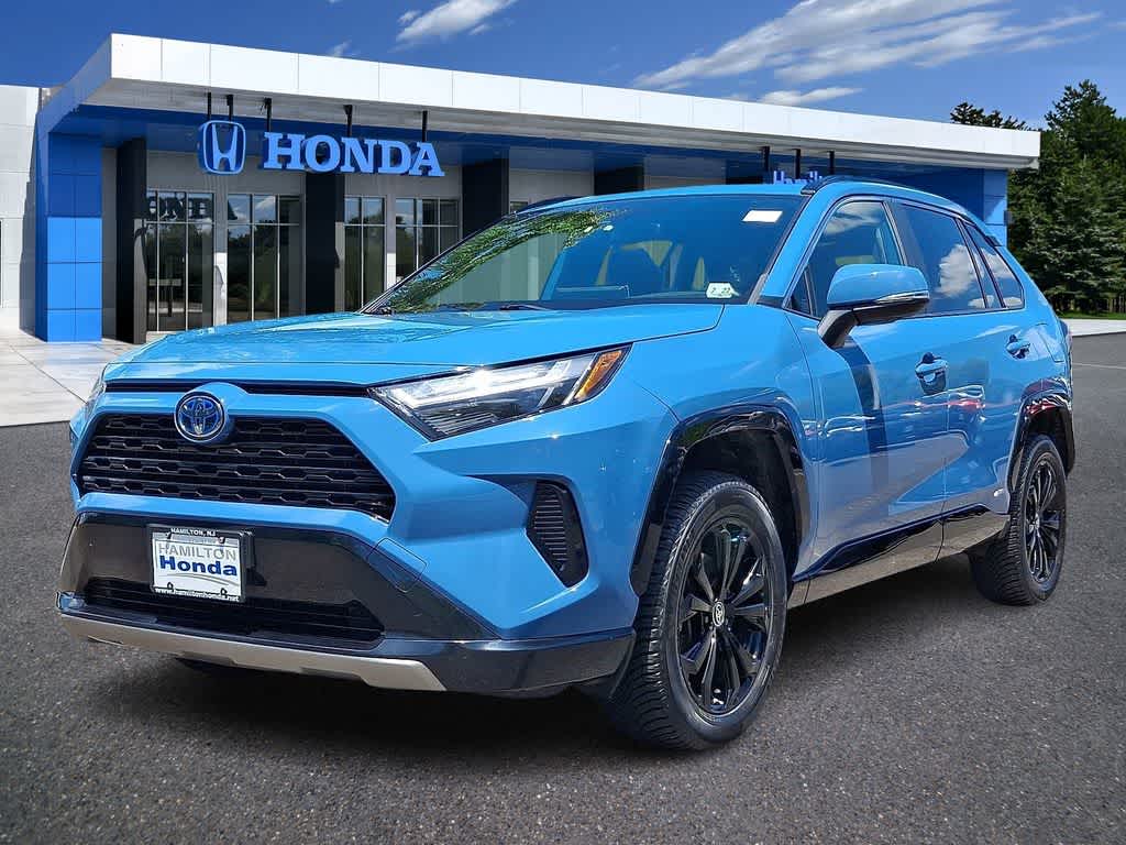 2022 Toyota RAV4 Hybrid SE