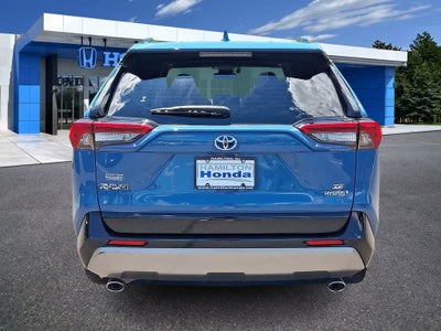 2022 Toyota RAV4 Hybrid SE