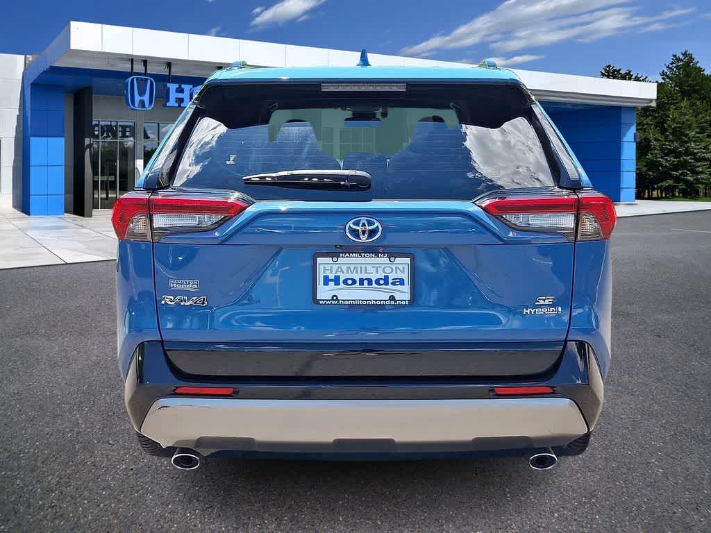 2022 Toyota RAV4 Hybrid SE