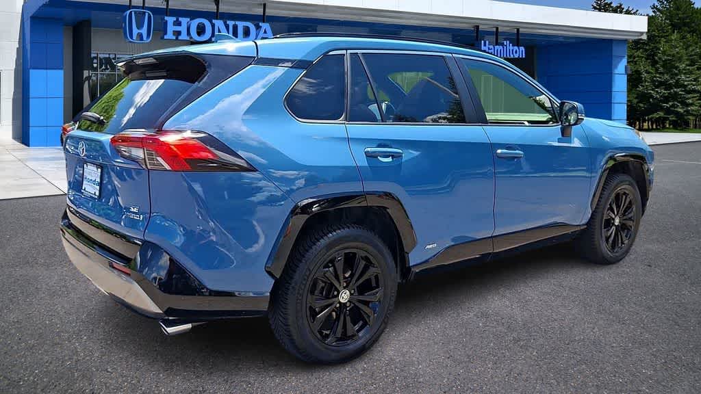 2022 Toyota RAV4 Hybrid SE