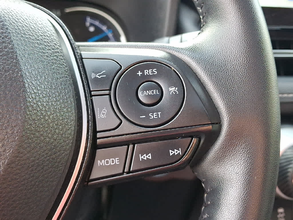 2025 Toyota RAV4 Hybrid XLE Premium