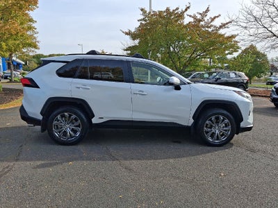 2025 Toyota RAV4 Hybrid XLE Premium
