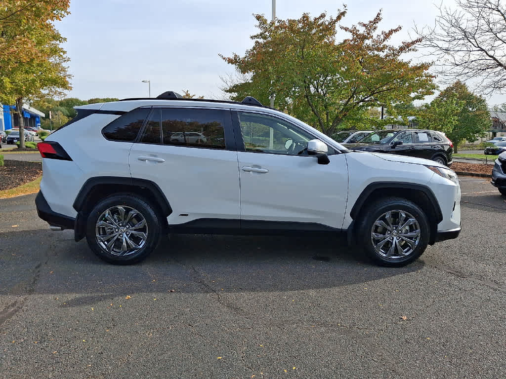 2025 Toyota RAV4 Hybrid XLE Premium
