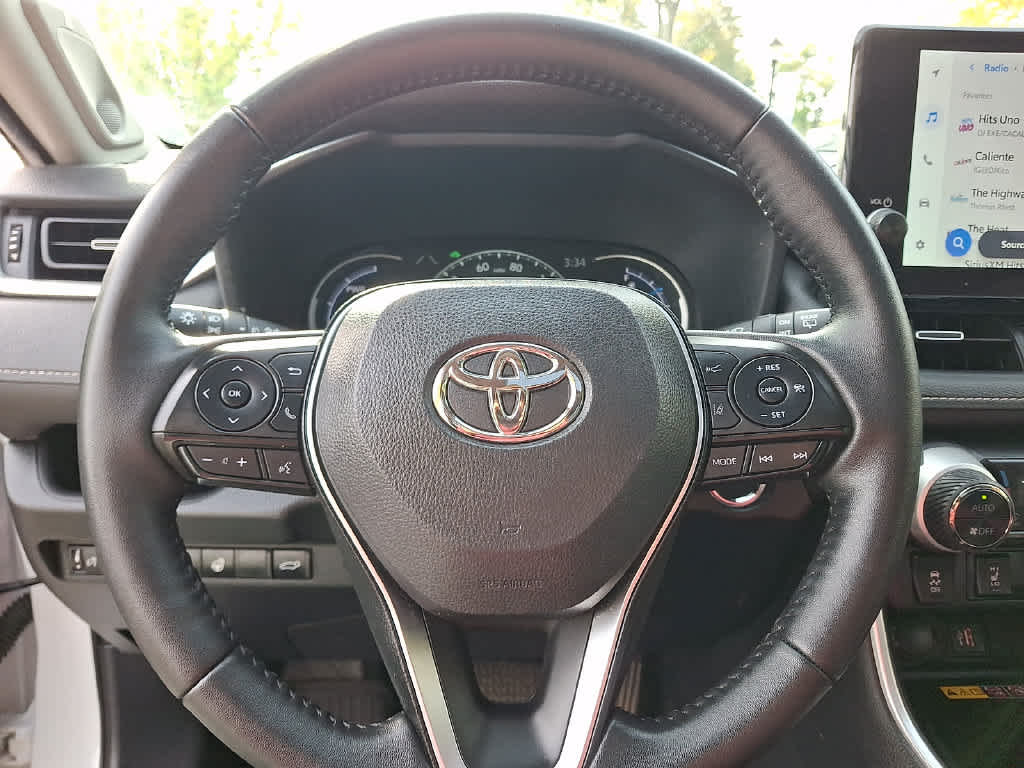 2025 Toyota RAV4 Hybrid XLE Premium