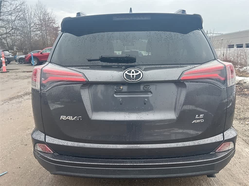 2018 Toyota RAV4 LE