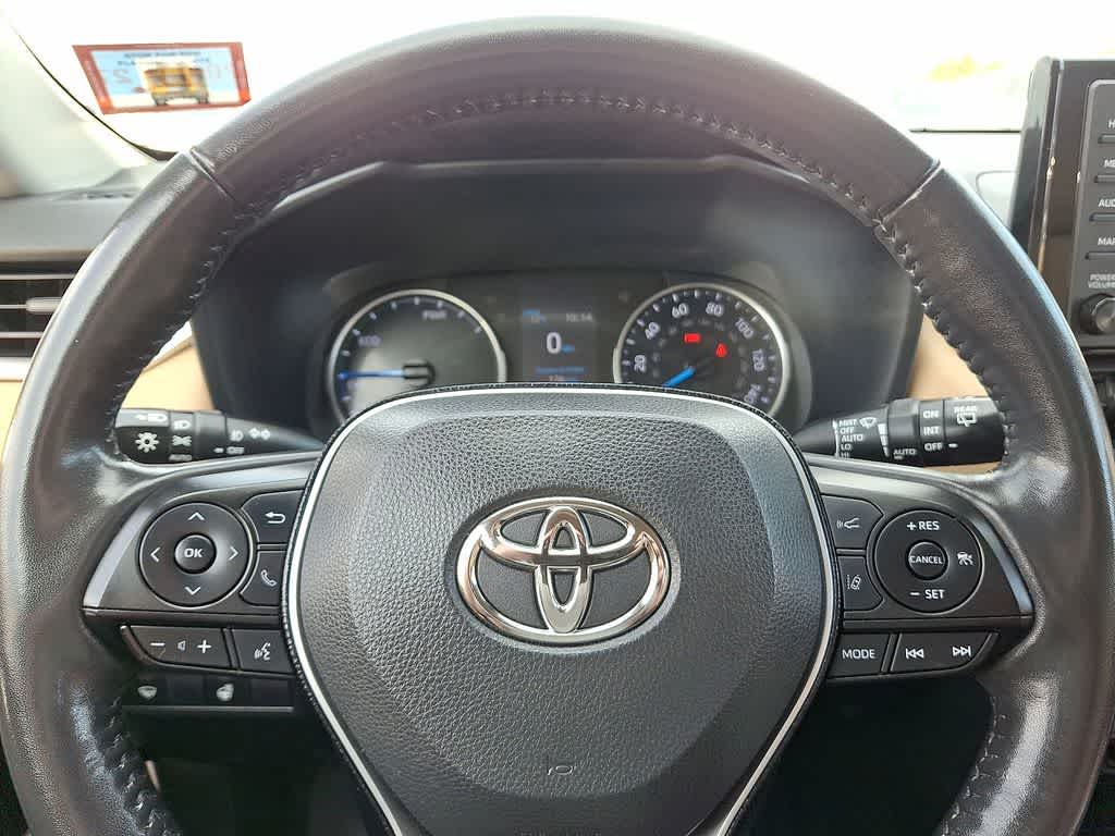 2021 Toyota RAV4 Hybrid XLE
