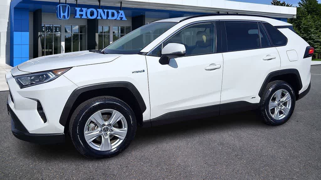 2021 Toyota RAV4 Hybrid XLE