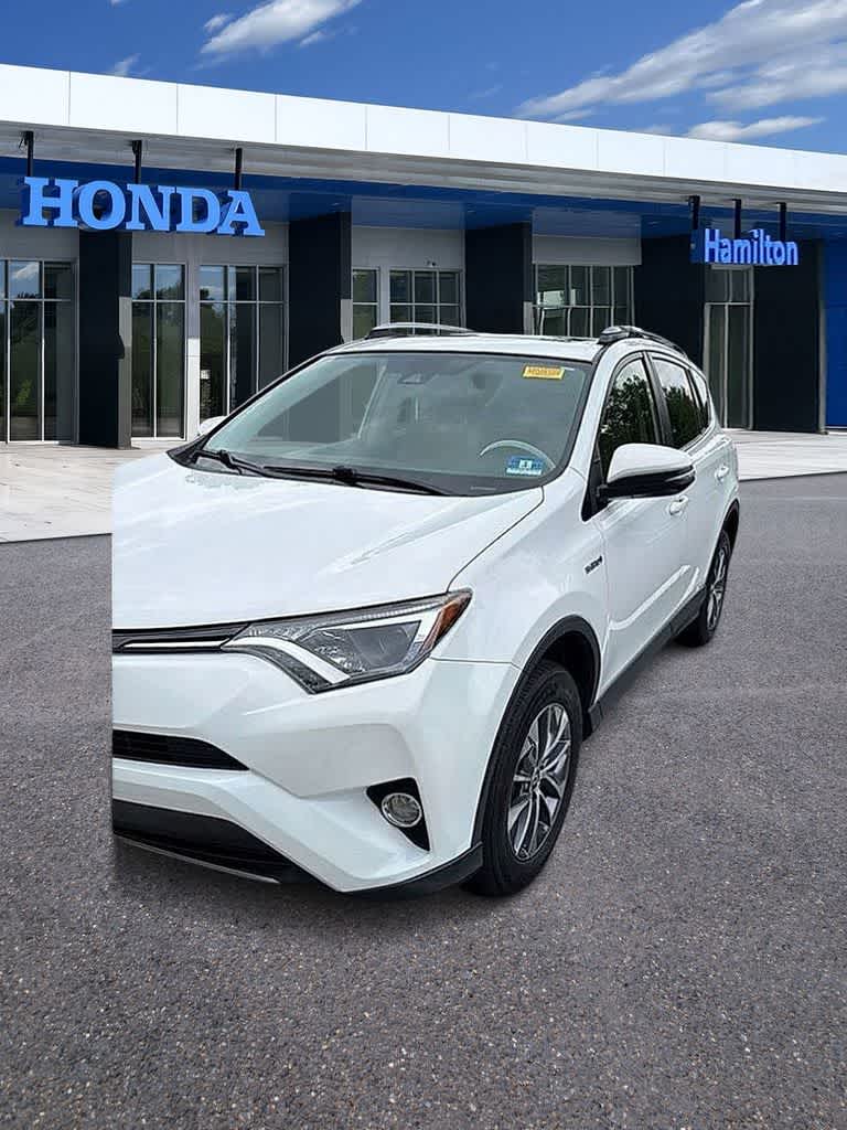 2017 Toyota RAV4 Hybrid XLE