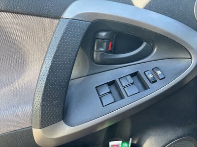 2006 Toyota RAV4 Base