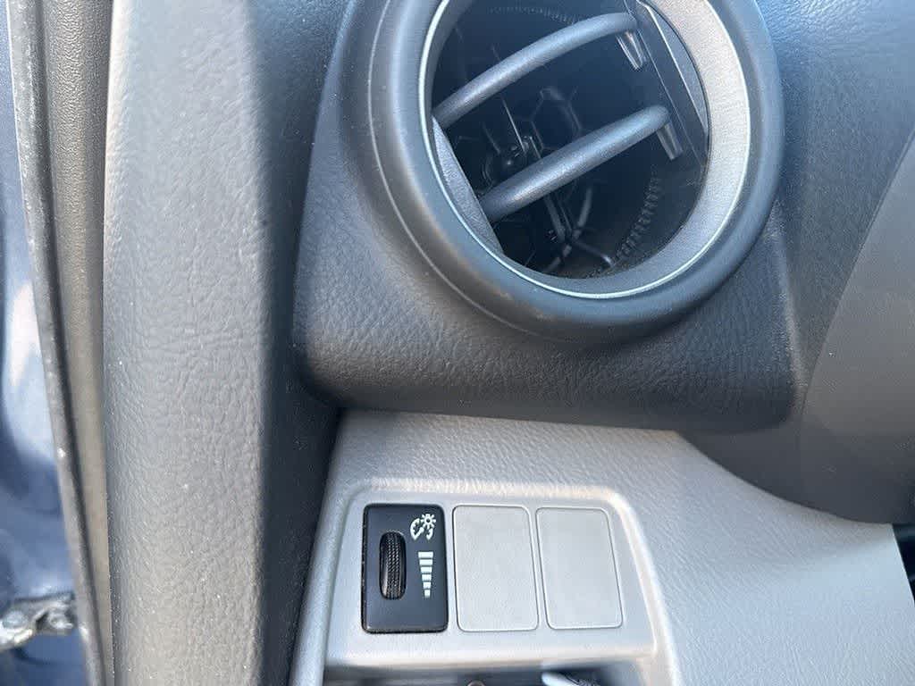 2006 Toyota RAV4 Base