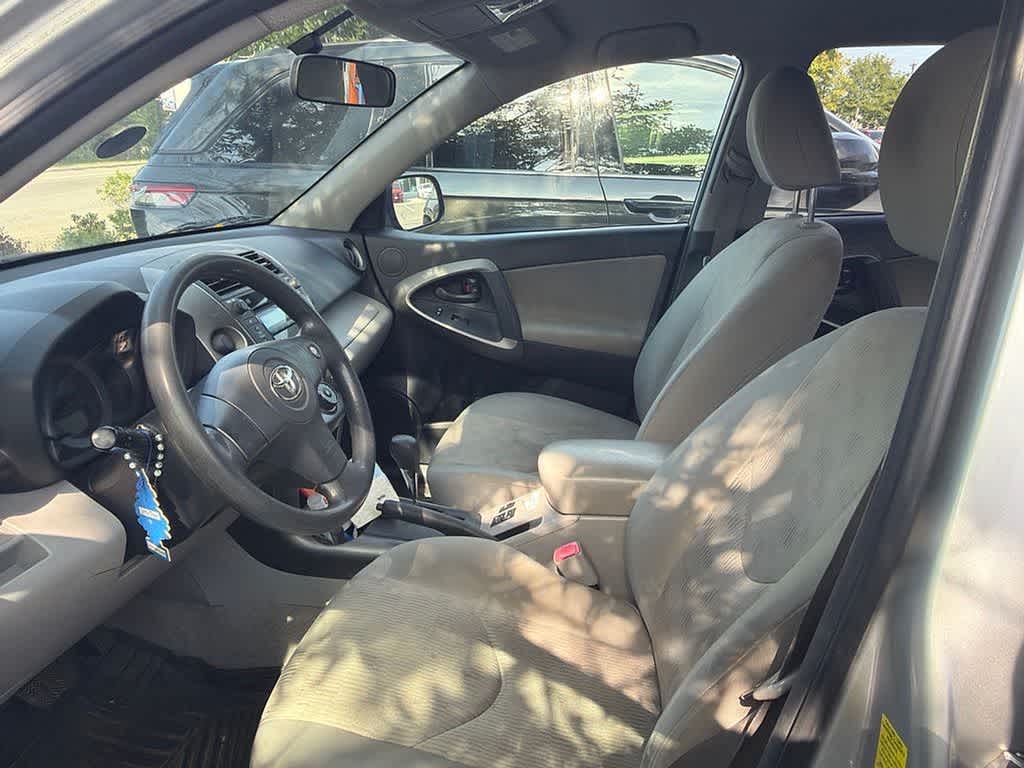 2009 Toyota RAV4 Base