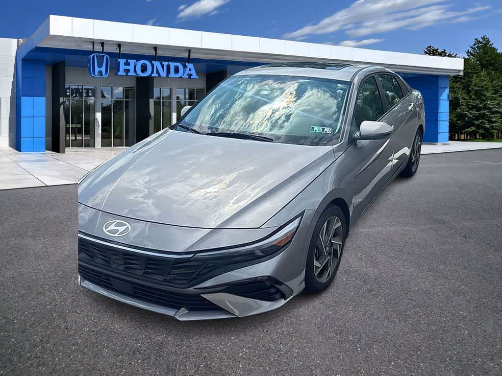 2025 Hyundai Elantra Limited