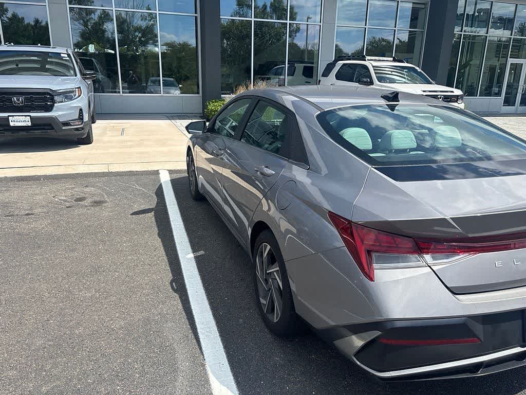 2025 Hyundai Elantra Limited