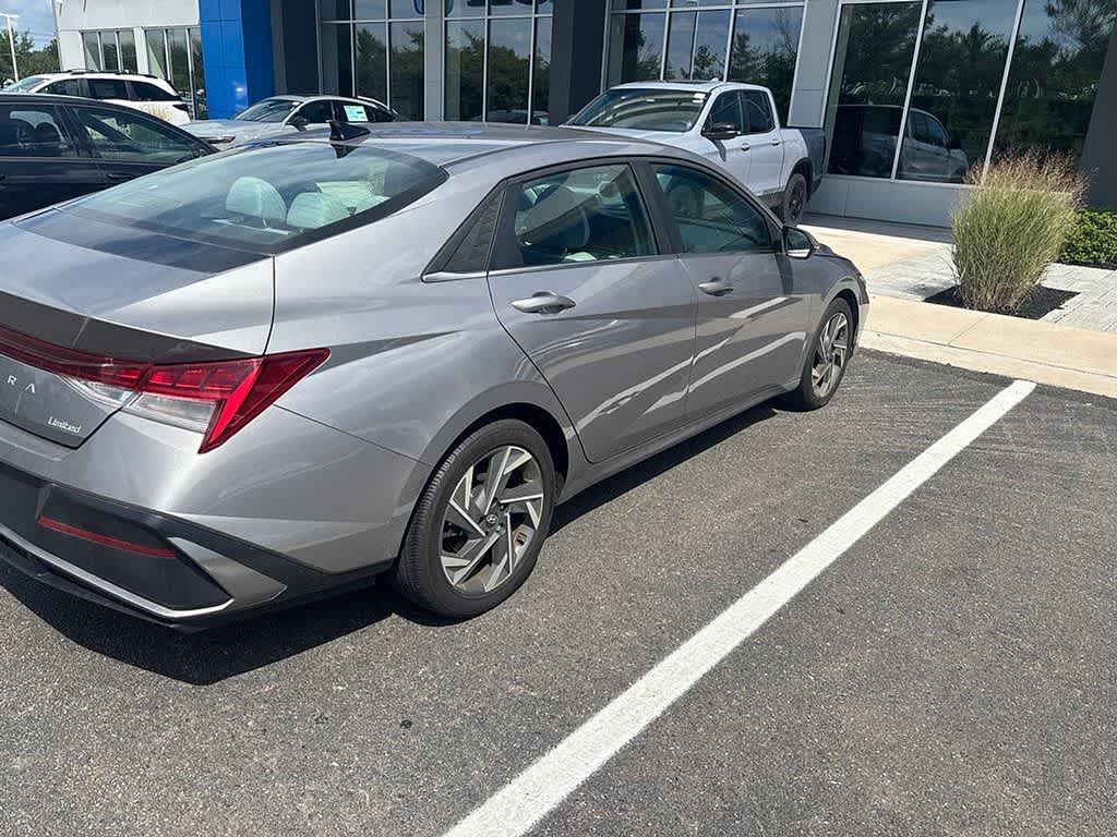 2025 Hyundai Elantra Limited