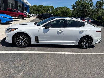 2022 Kia Stinger GT-Line