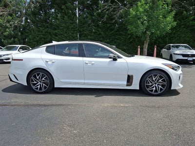 2022 Kia Stinger GT-Line