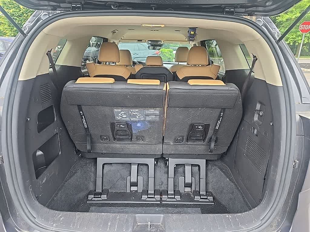 2022 Kia Carnival LXS