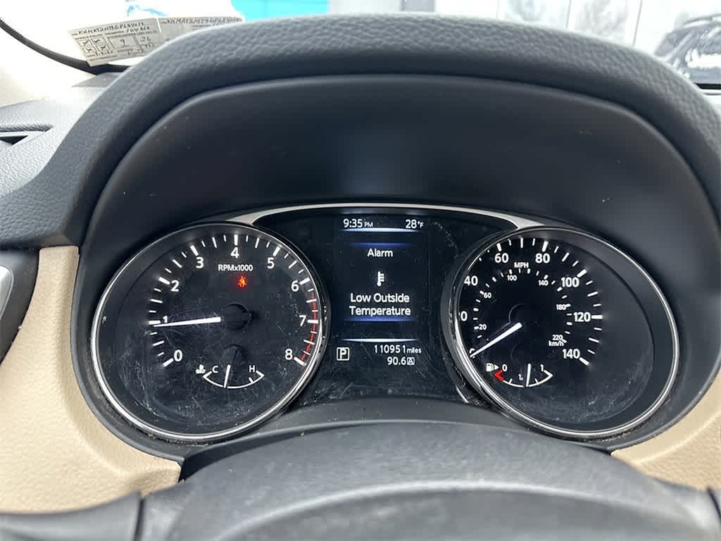 2016 Nissan Rogue SV