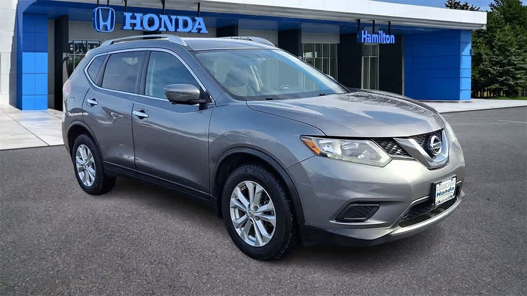 2016 Nissan Rogue SV