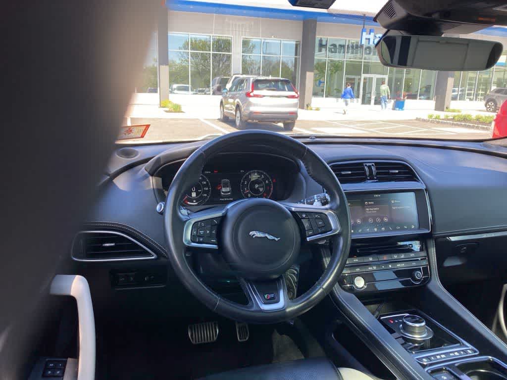 2019 Jaguar F-PACE S