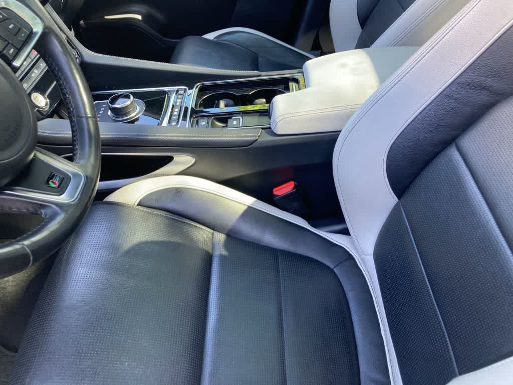 2019 Jaguar F-PACE S